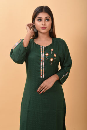 Green cotsule kurti set