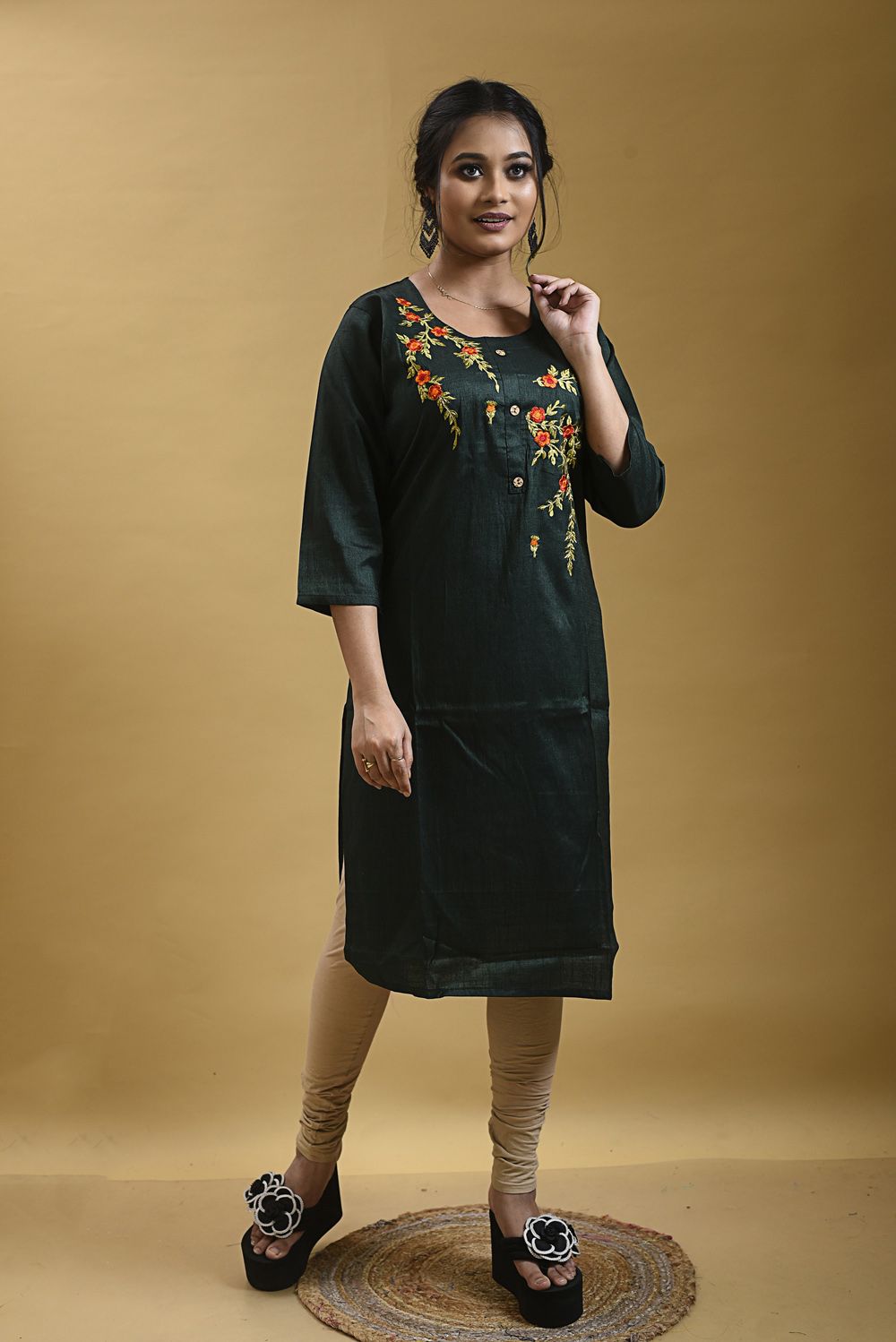 Green Floral Embroidered Muslin Kurti